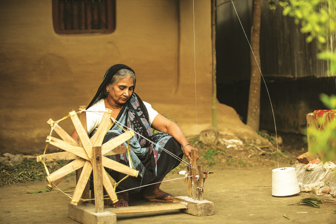 How Handloom and Handicrafts are Preserving Traditional Indian Textiles