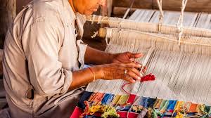 The Art of Handloom Weaving: A Comprehensive Guide for Beginners