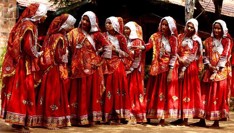 Gujarat's Traditional Attire: A Kaleidoscope of Colors and Heritage