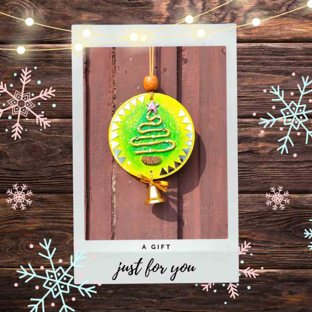 Christmas tree hangings Pack of 4